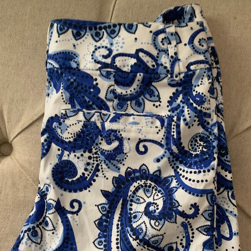 INC - SHORTS - Picture 4 of 6